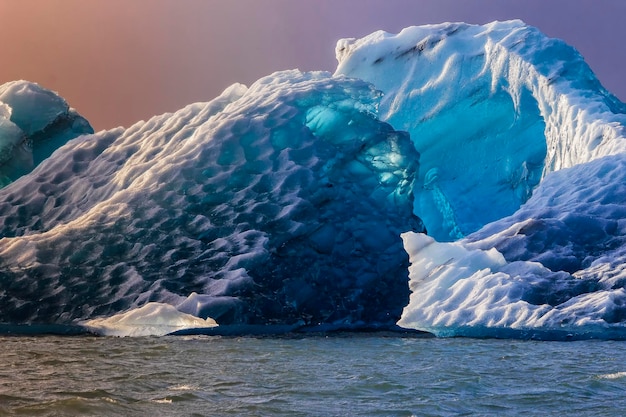 Foto landschaftsansicht eines eisbergs in norwegen