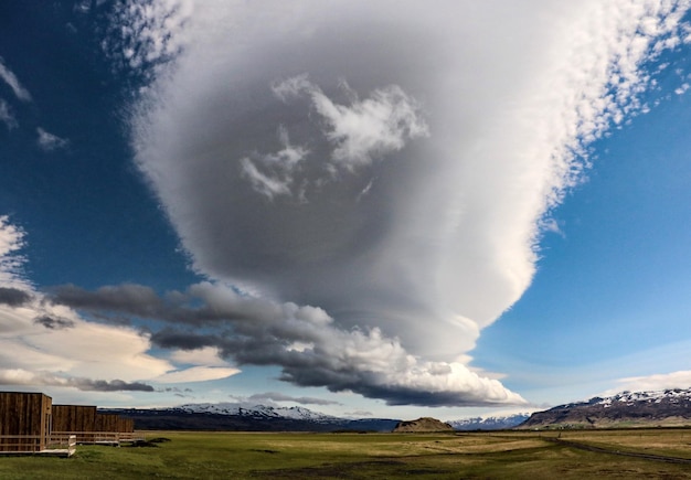 Landschaftsansicht vor dem Himmel