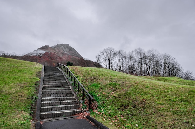 Foto landschaftsansicht vor dem himmel