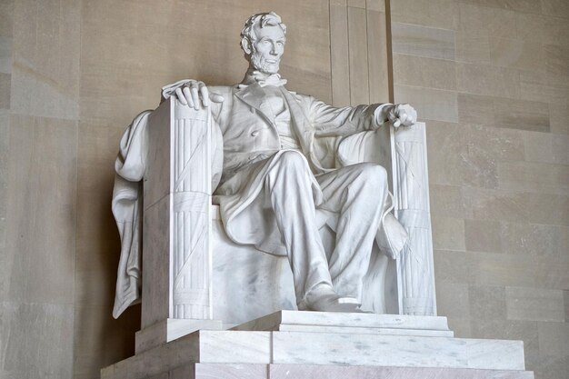 Landschaftsbild der Abraham-Lincoln-Statue in Washington DC