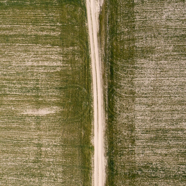 Landstraßenansicht von oben Luftaufnahme