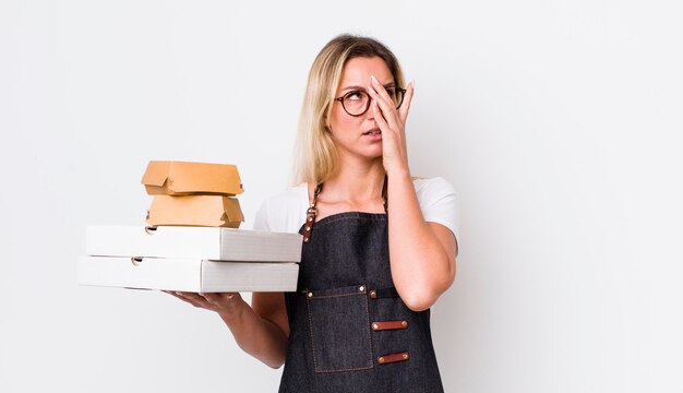 Langeweile, frustriert und schläfrig nach einem anstrengenden