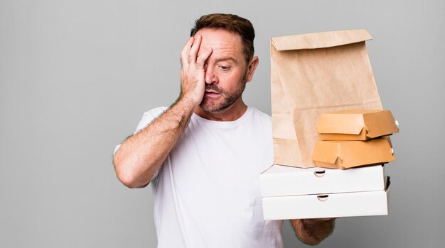 Langeweile, frustriert und schläfrig nach einem anstrengenden