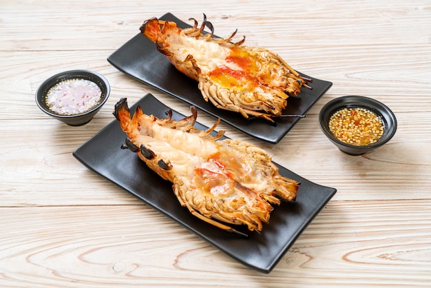 Langostino de río gigante a la parrilla