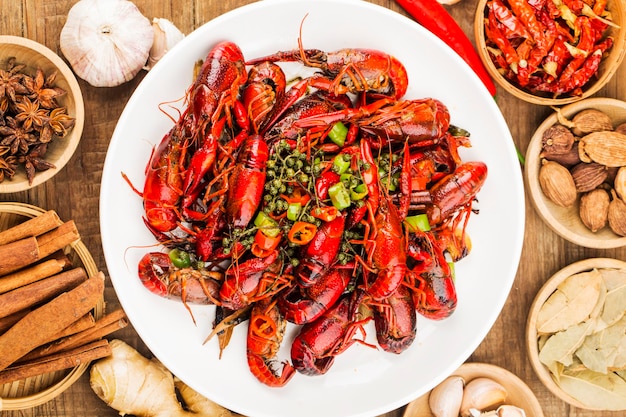 Langostinos picantes comida de cangrejos comida china crustáceos Crayfi rojo