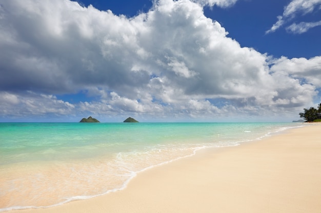 Lanikai Beach und Mokulua Islands, O'ahu, Hawaii