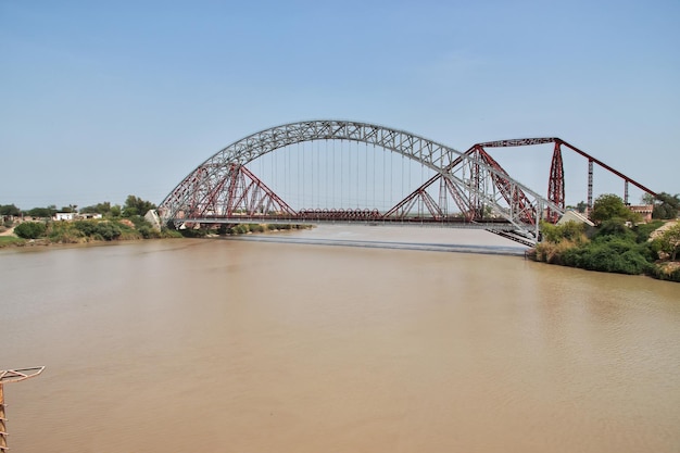 Lansdowne-Brücke am Indus-Fluss Sukkur Pakistan