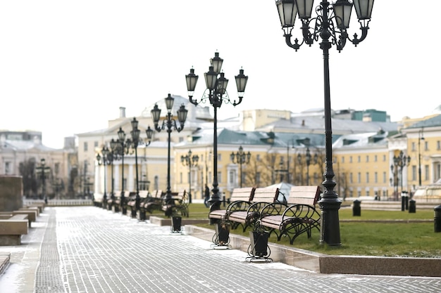 Lanternas na praça da cidade