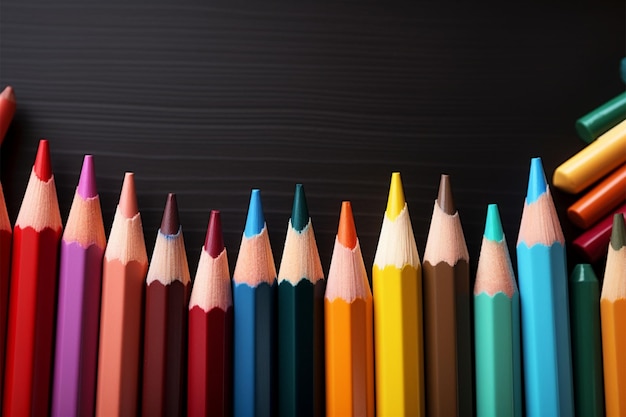 Los lápices de colores unen fuerzas una vibrante coalición de potencial artístico