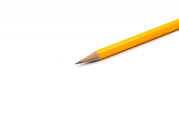 Lápis amarelo isolado no fundo branco