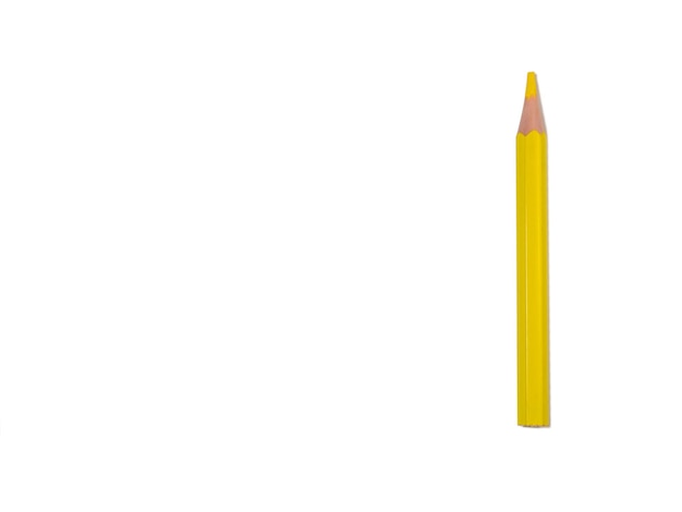 Foto lápiz de color sobre fondo blanco lápiz corto rojo de madera