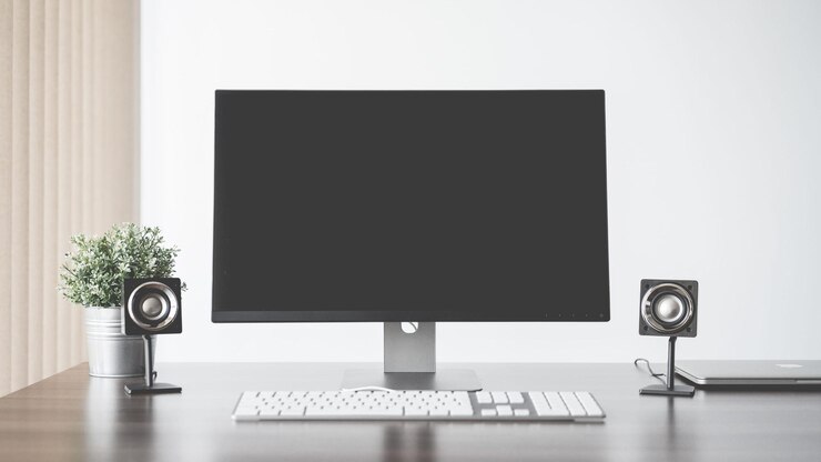 Foto laptop no trabalho de escritório em horário de escritório
