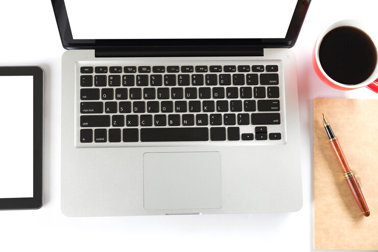 Foto laptop, tablet y notebook - vista superior