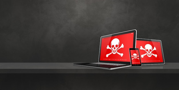 Laptop tablet pc e smartphone em uma prateleira com símbolos piratas na tela Hacking e conceito de vírus