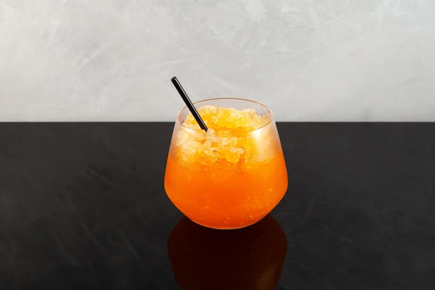 Laranja Granizado Bebida gelada refrescante Bebida Slushie Doce Gelo raspado com suco de laranja natural