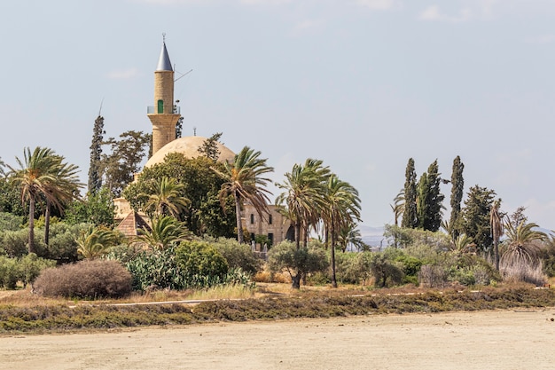 Larnaka Hala Sultan Tekke und ausgetrockneter Salzsee in Zypern