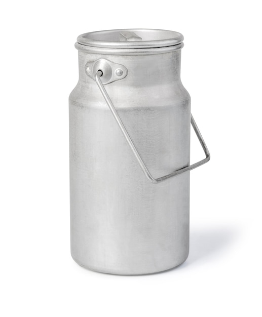 Lata de leche de aluminio en blanco