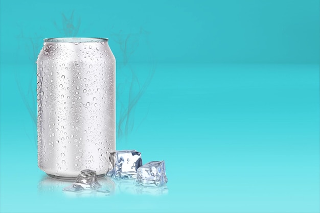 Latas y cubitos de hielo sobre fondo de color3d que se ajustan a su elemento de diseño