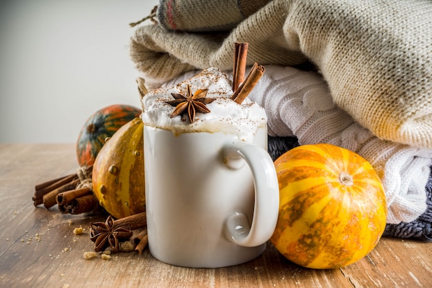 Latte de calabaza y especias