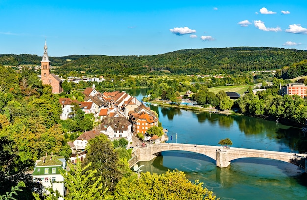 Laufenburg, una ciudad fronteriza en el río Rin en Alemania