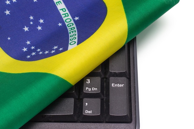 LAURO DE FREITAS BRASIL 21 DE JULIO DE 2022 bandera brasileña con teclado