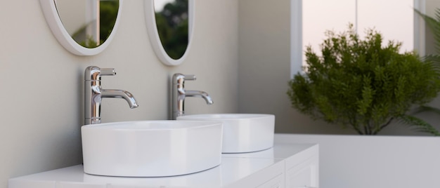 Lavabo de baño moderno doble en una encimera de baño blanca de lujo en un baño de lujo moderno