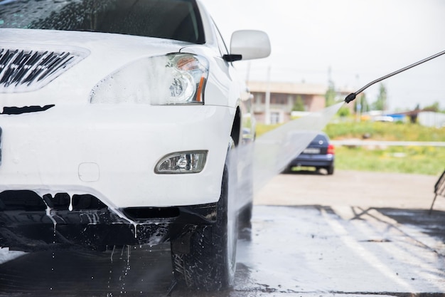 Lavagem de carro em serviço