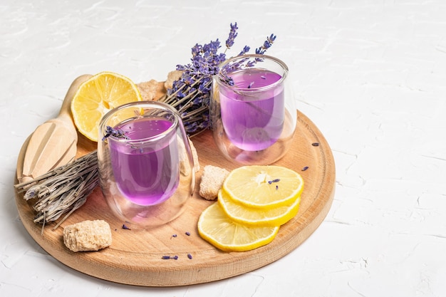 Lavendel Blumengetränk alkoholfreie Sommer Tonic Limonade