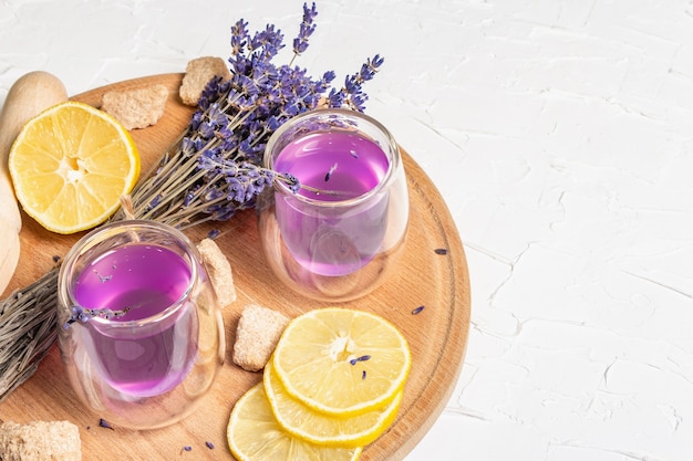 Lavendel Blumengetränk alkoholfreie Sommer Tonic Limonade