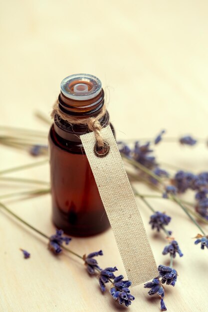 Lavendel Körperpflegeprodukte. Aromatherapie, Spa und natürliches Gesundheitskonzept