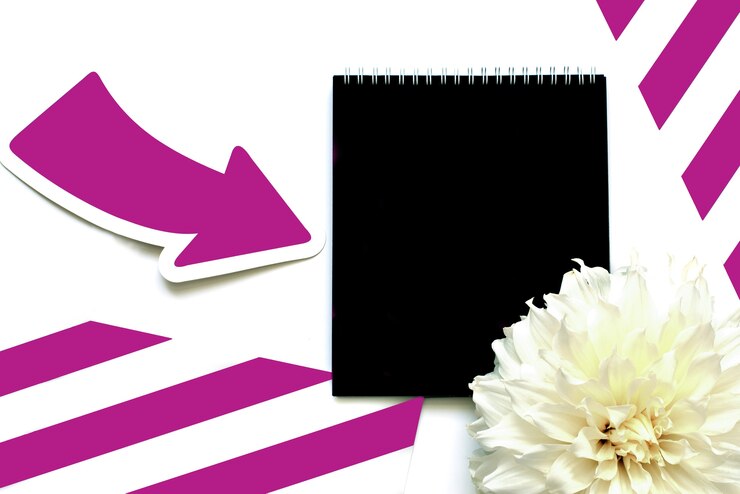 Foto lay flat con rayas y flor de dalia