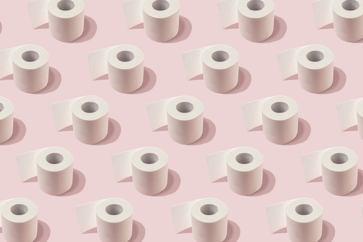 Foto layout criativo de rolos de papel higiênico.