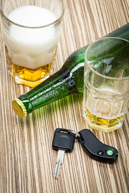 Álcool e chaves do carro