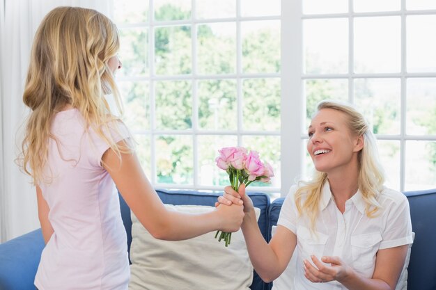 Lebensstil Mutter Tochter zu Hause