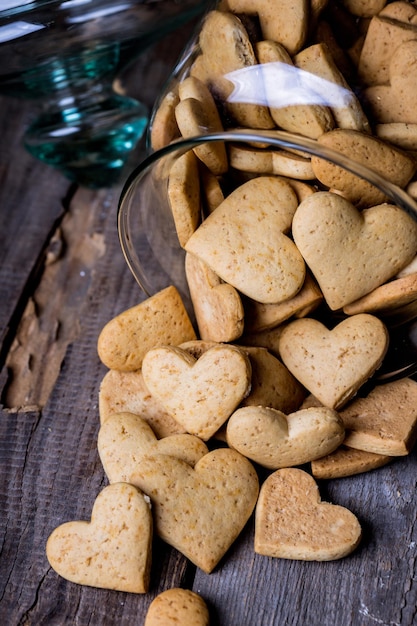 Lebkuchen in Herzform im Glas