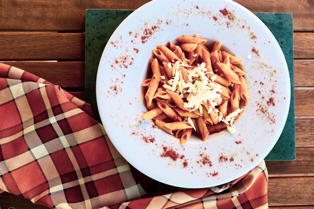 Leckere appetitliche klassische italienische Pasta mit einer köstlichen Sauce