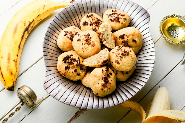 Leckere Bananenkekse oder Kekse.Süßes hausgemachtes Gebäck.Kalorienarme Bananenkekse