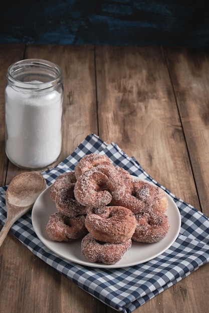 Leckere hausgemachte Donuts