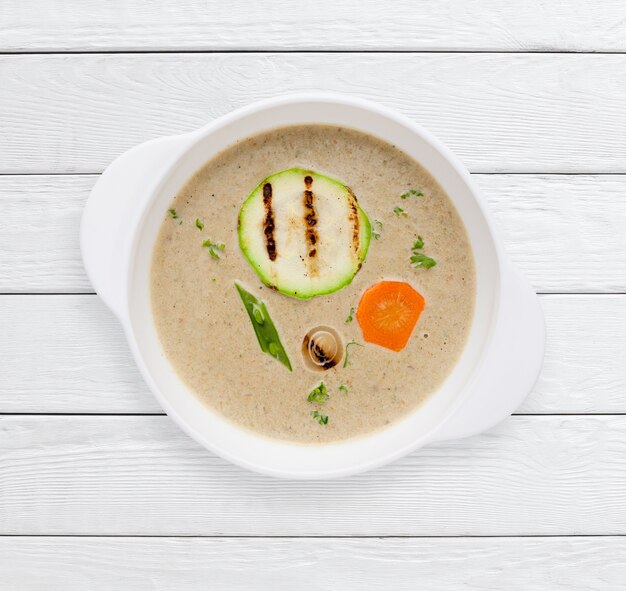 Leckere hausgemachte Gemüsecremesuppe