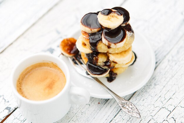 Leckere hausgemachte Käsepfannkuchen