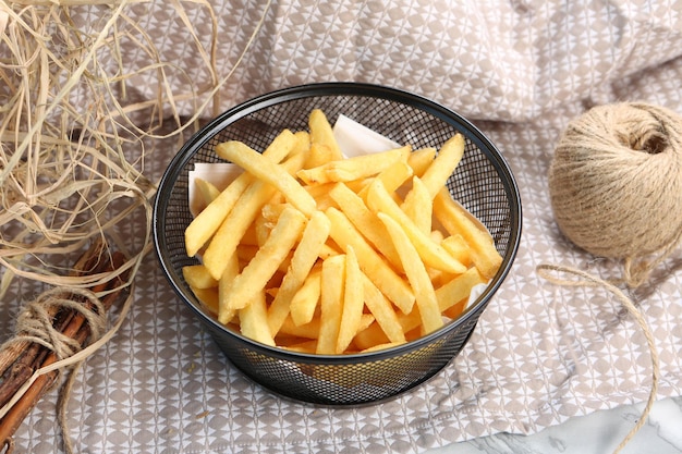 Leckere Pommes Frites, leckere Chips