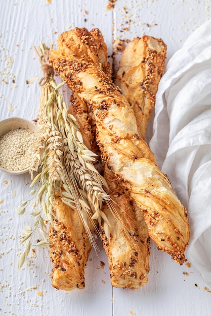 Leckere und frische Brotstangen für ein gesundes Frühstück