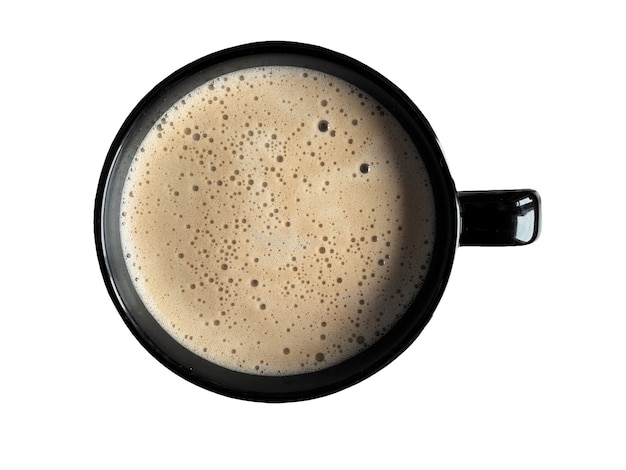 Leckerer Kaffee in einem schwarzen großen Becher auf Weiß