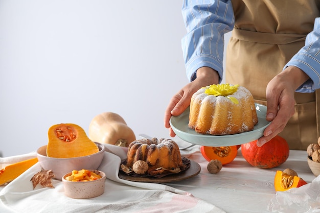 Leckeres Essenskonzept der Herbstsaison, Kürbiskuchen