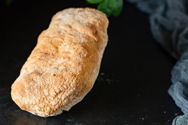 Leckeres frisch gebackenes Ciabatta-Brot