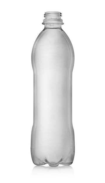 Leere Plastikflasche lokalisiert auf einem weißen Hintergrund