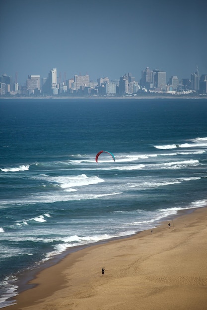 Leere Umhlanga Beach Küstenlandschaft in Durban Südafrika