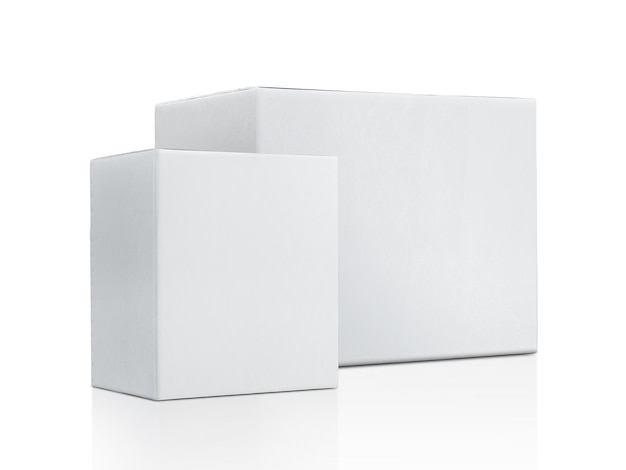 Leere Verpackungsbox Isoliert auf weißem Hintergrund