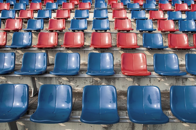 Leerer Platz im Stadion für Sportfanclub