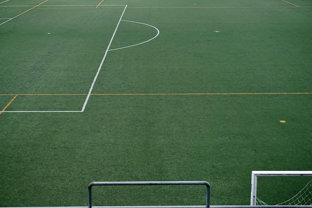 Foto leeres fußballfeld grünes gras im stadion